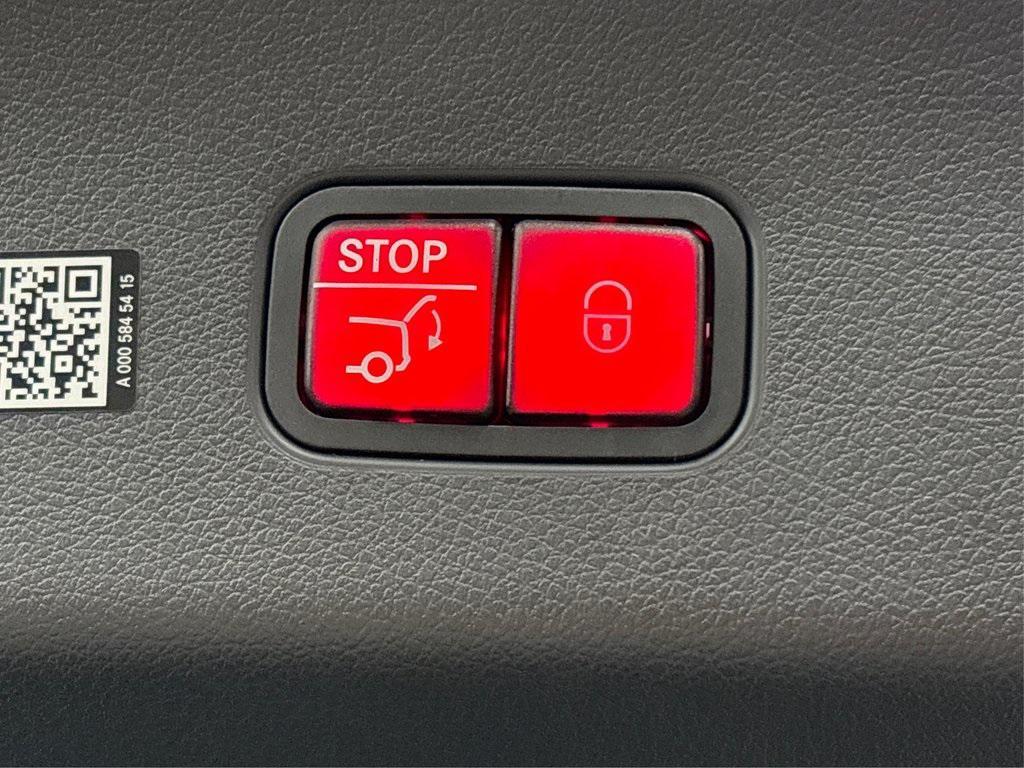 used 2025 Mercedes-Benz GLC 300 car, priced at $61,850