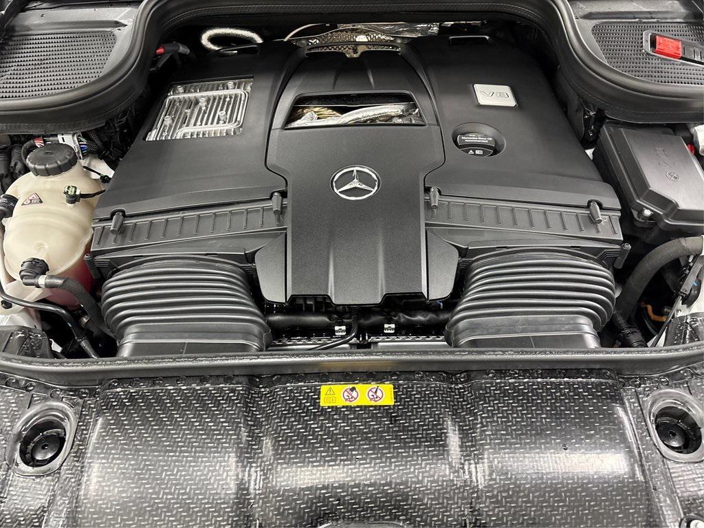 used 2025 Mercedes-Benz GLS 580 car, priced at $99,950