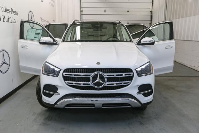 new 2024 Mercedes-Benz GLE 450 car, priced at $75,705