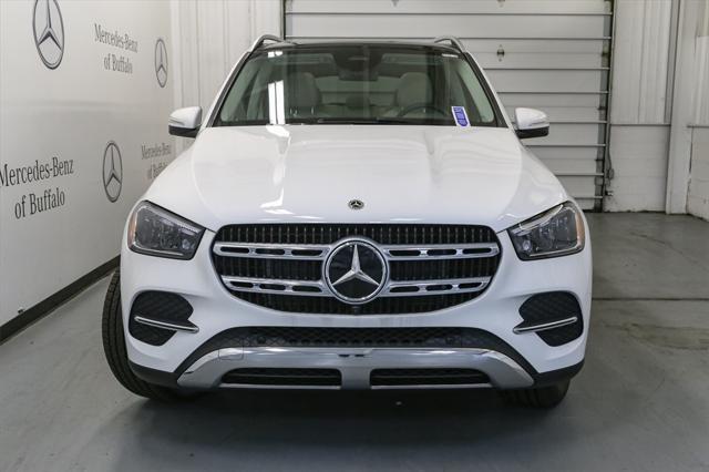 new 2024 Mercedes-Benz GLE 450 car, priced at $75,705