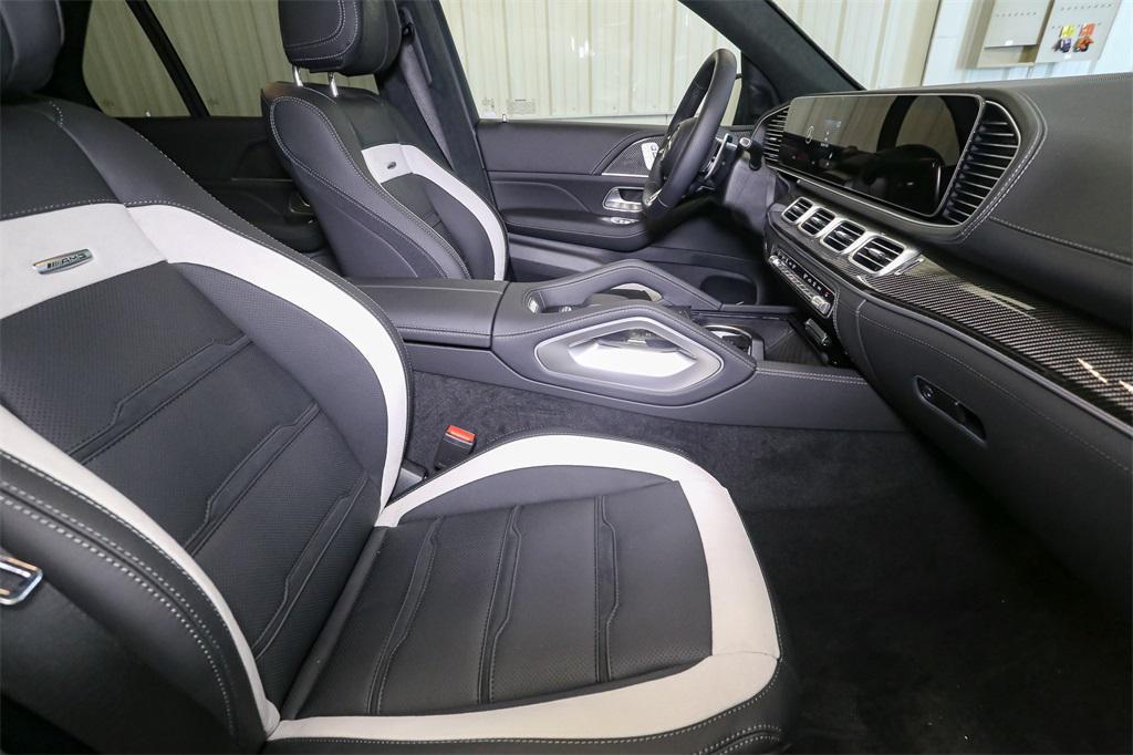 new 2025 Mercedes-Benz AMG GLE 63 car, priced at $141,705