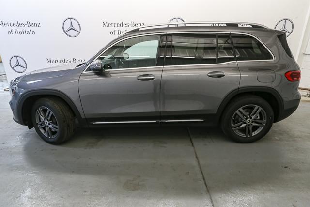 new 2024 Mercedes-Benz GLB 250 car, priced at $52,925