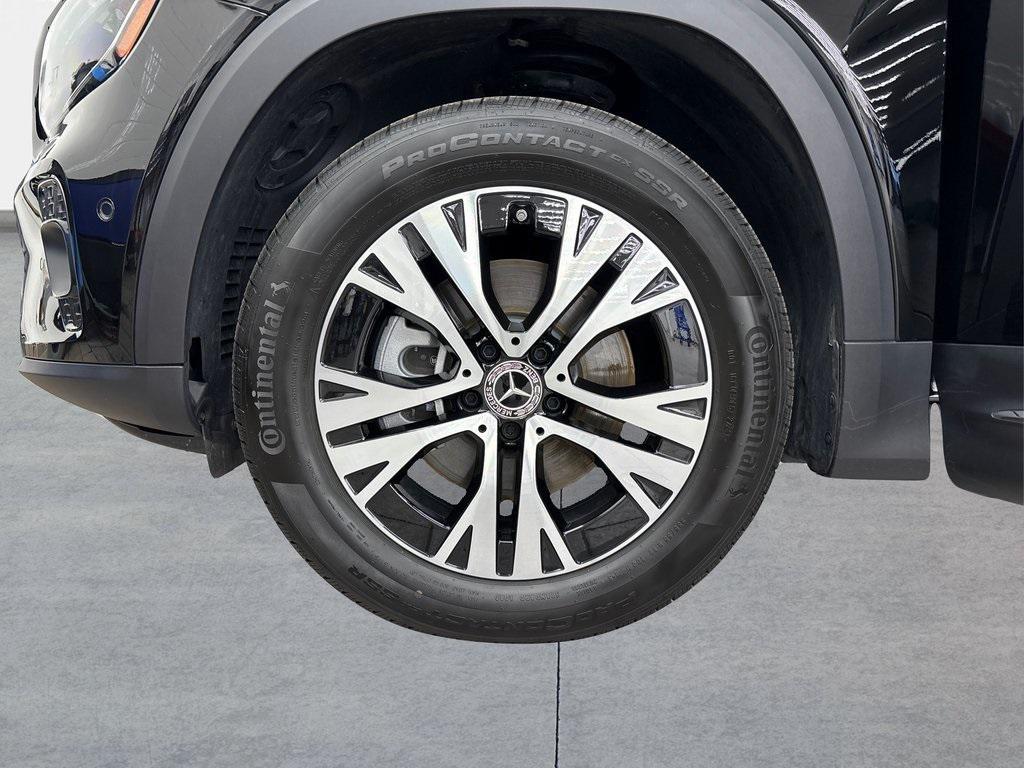 used 2025 Mercedes-Benz GLB 250 car, priced at $45,650