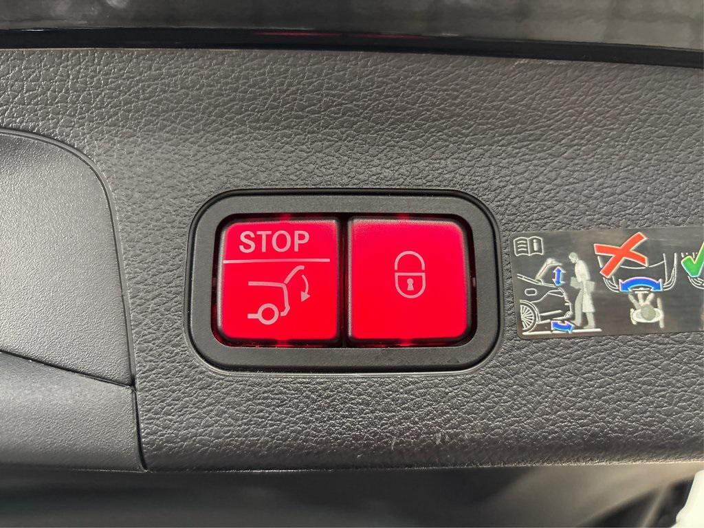 used 2022 Mercedes-Benz GLS 450 car, priced at $58,850