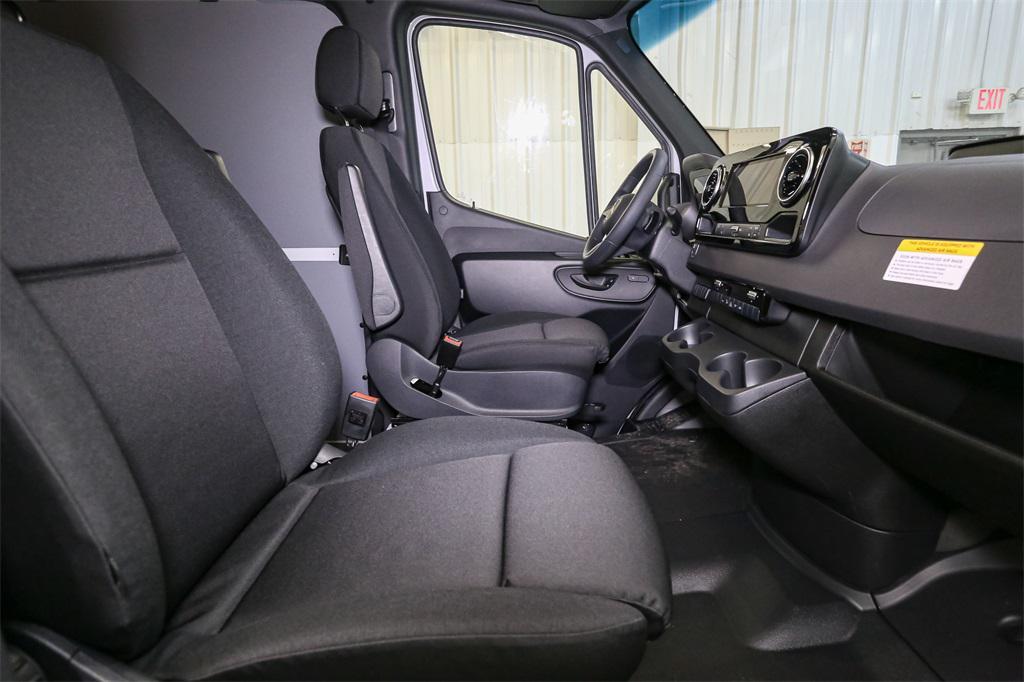 new 2025 Mercedes-Benz Sprinter 2500 car, priced at $66,988