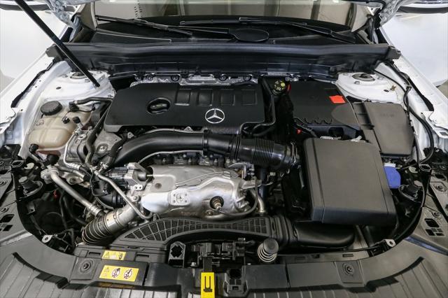 used 2020 Mercedes-Benz GLB 250 car, priced at $31,850