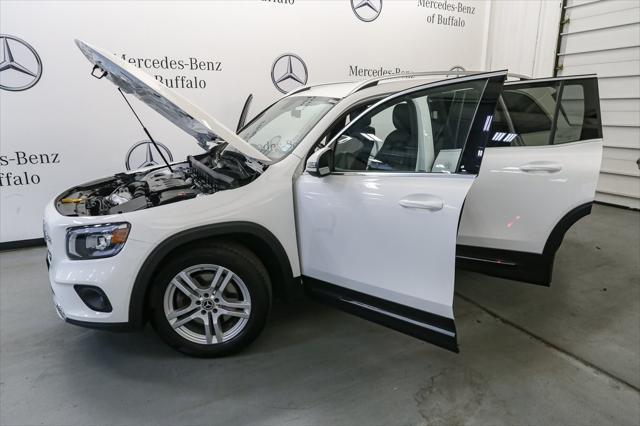 used 2020 Mercedes-Benz GLB 250 car, priced at $31,850