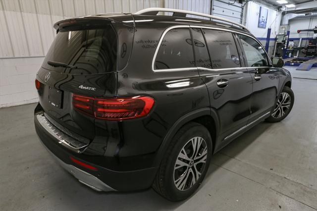 new 2024 Mercedes-Benz GLB 250 car