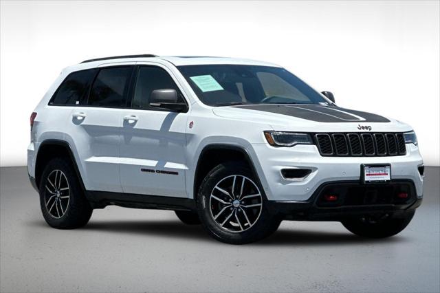 used 2017 Jeep Grand Cherokee car, priced at $20,884