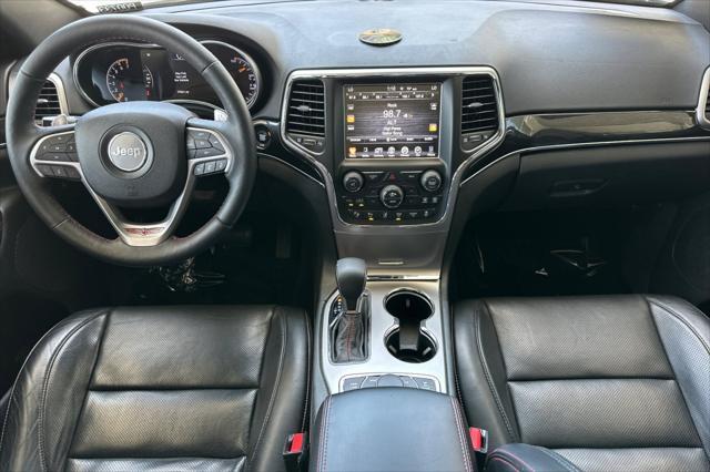 used 2017 Jeep Grand Cherokee car, priced at $20,884