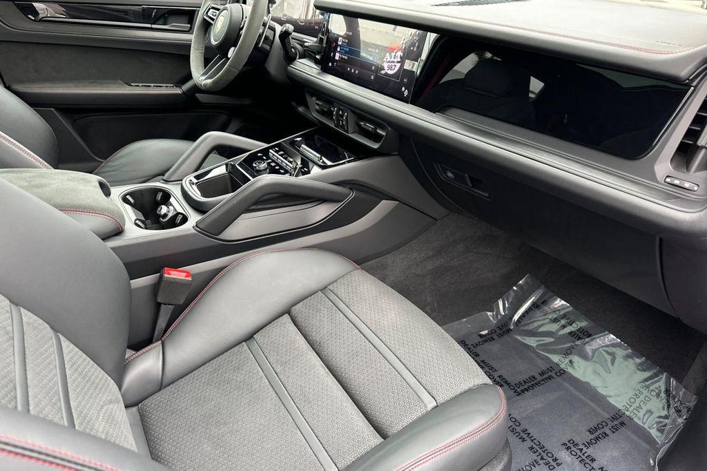 used 2025 Porsche Cayenne car, priced at $139,884