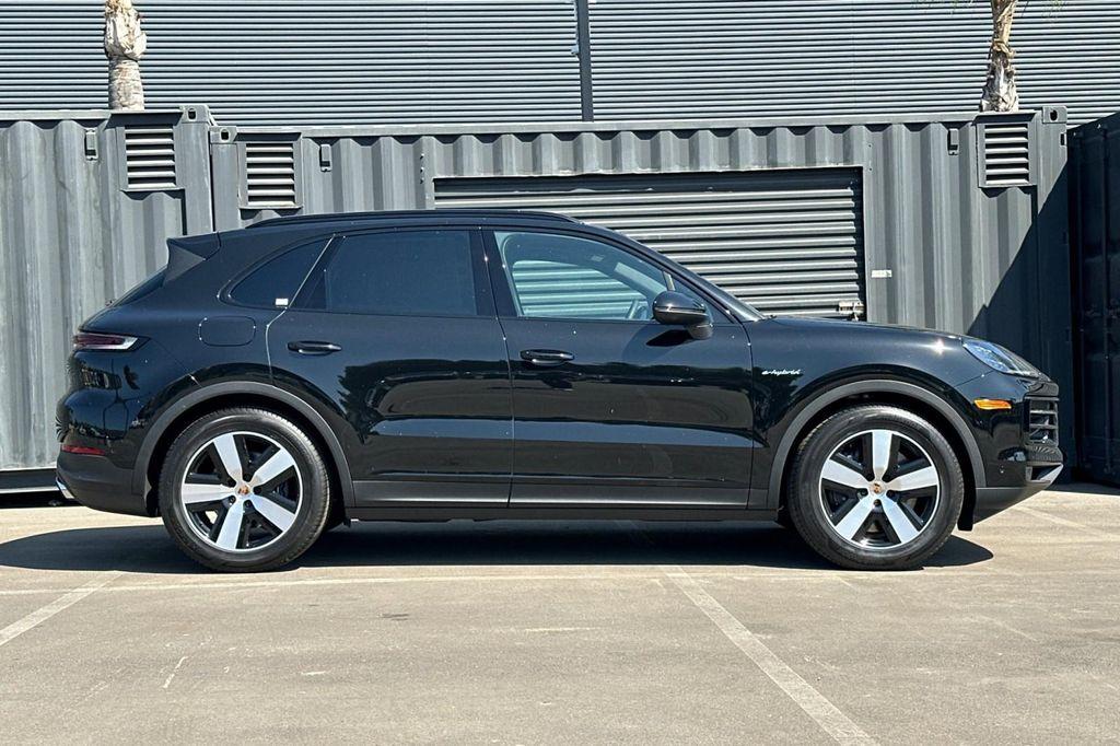 new 2026 Porsche Cayenne car, priced at $117,890