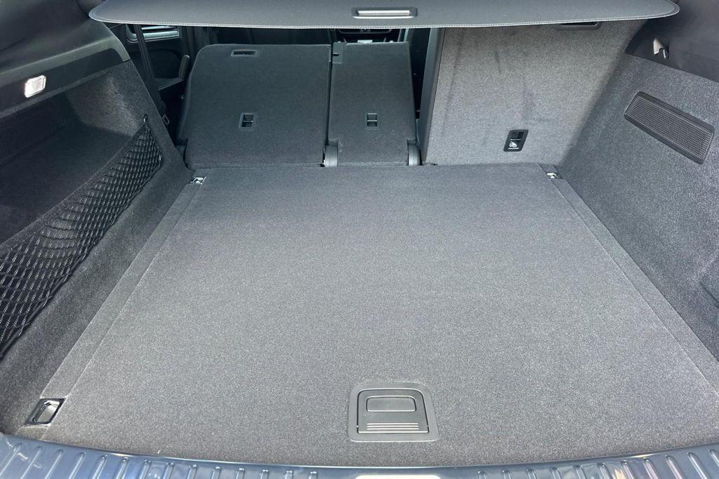 new 2025 Porsche Cayenne car, priced at $159,375