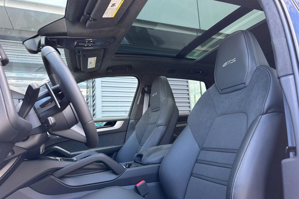 new 2025 Porsche Cayenne car, priced at $159,375