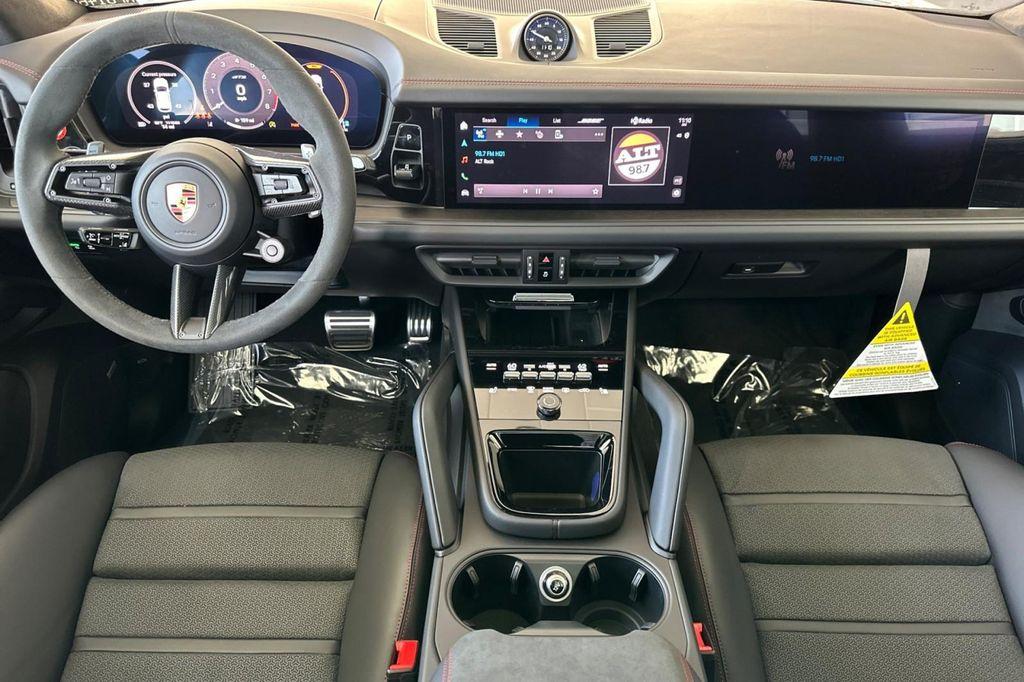 new 2025 Porsche Cayenne car, priced at $152,135