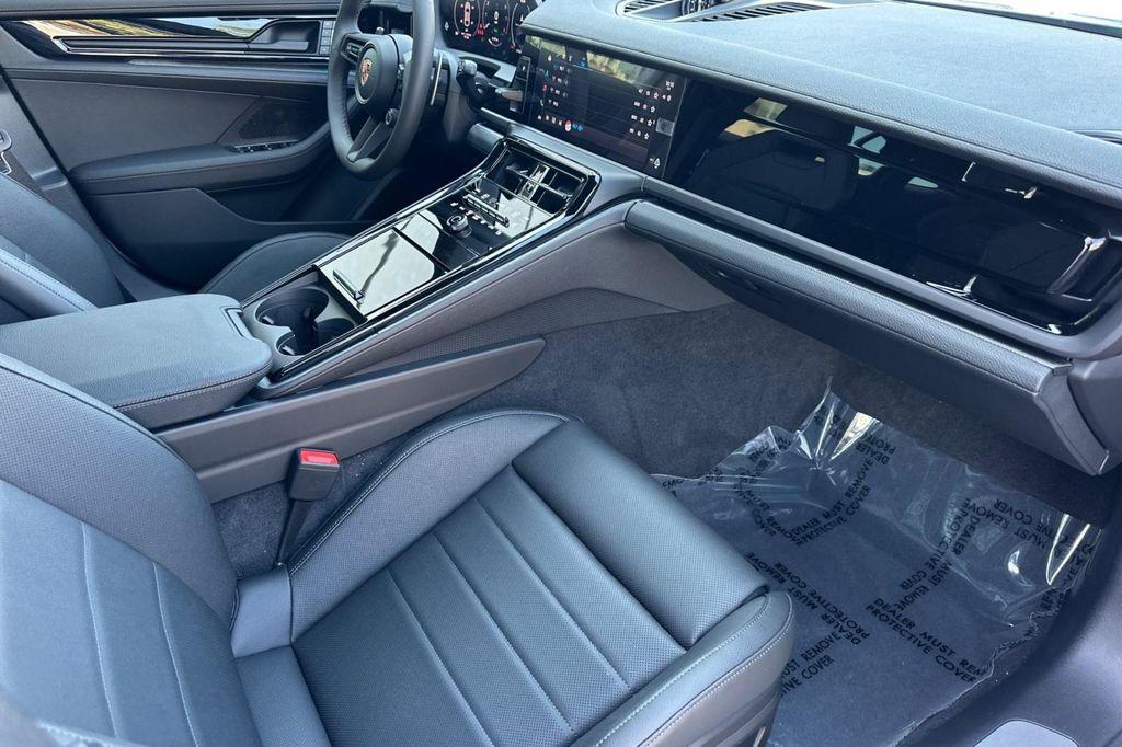 new 2026 Porsche Panamera car, priced at $141,560