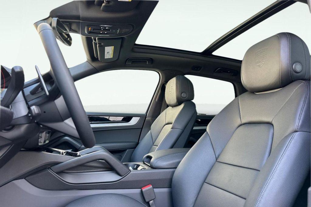 new 2025 Porsche Cayenne car, priced at $105,715