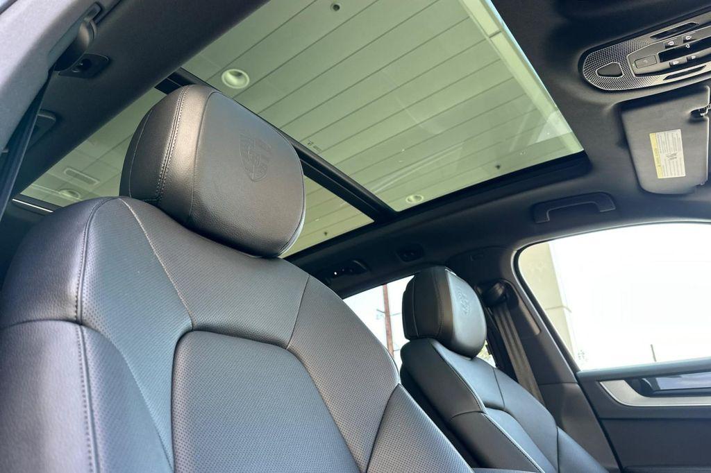 new 2025 Porsche Cayenne car, priced at $105,715