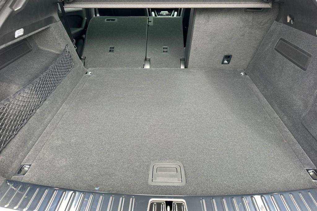 new 2025 Porsche Cayenne car, priced at $114,935