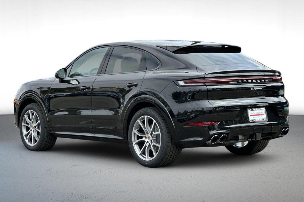 new 2025 Porsche Cayenne car, priced at $114,935