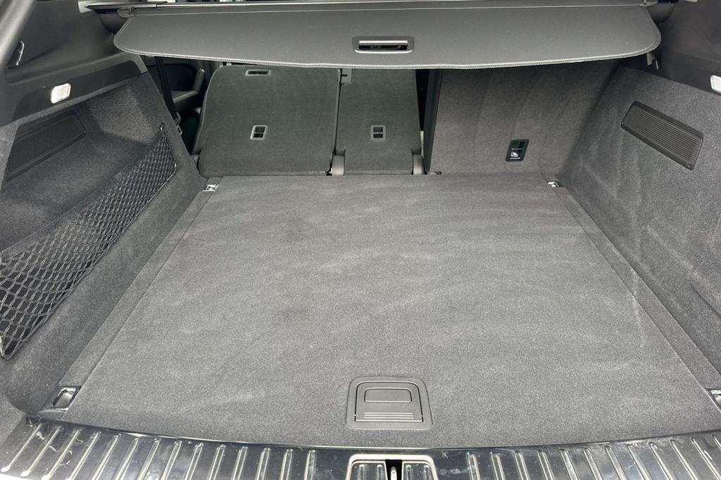 used 2025 Porsche Cayenne car, priced at $89,884