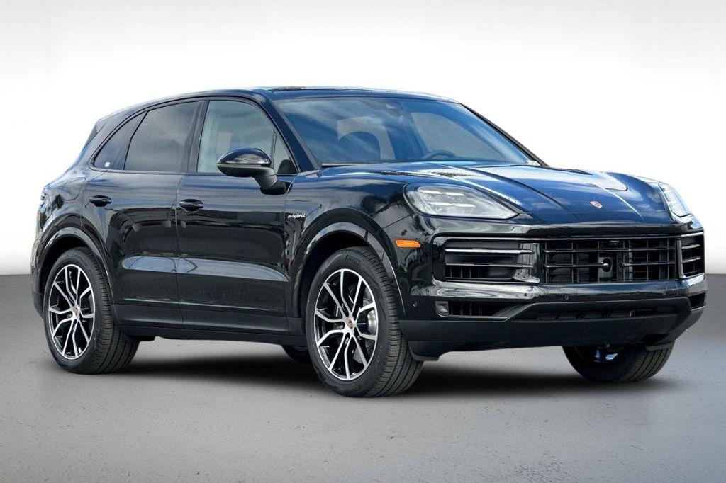 new 2025 Porsche Cayenne car, priced at $114,555