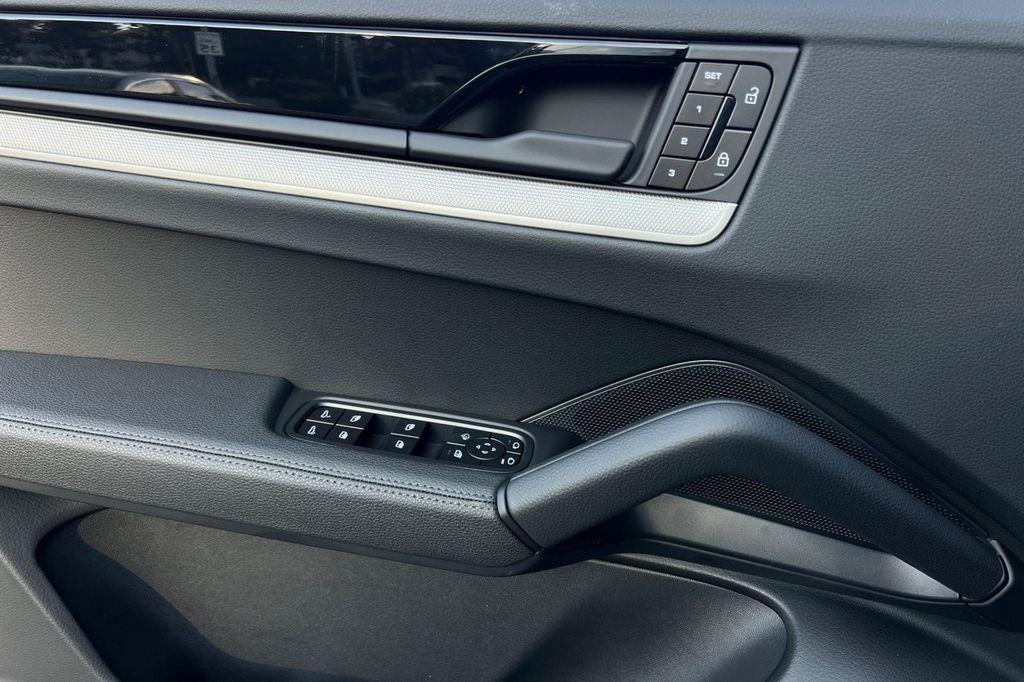 new 2025 Porsche Cayenne car, priced at $131,095