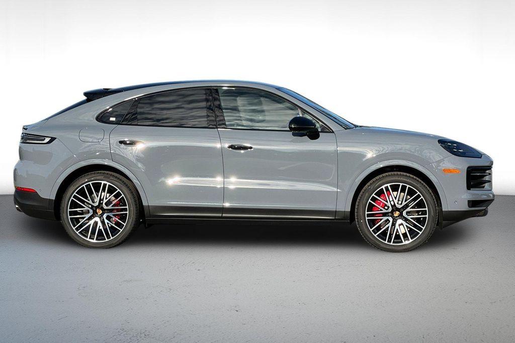 new 2025 Porsche Cayenne car, priced at $131,095