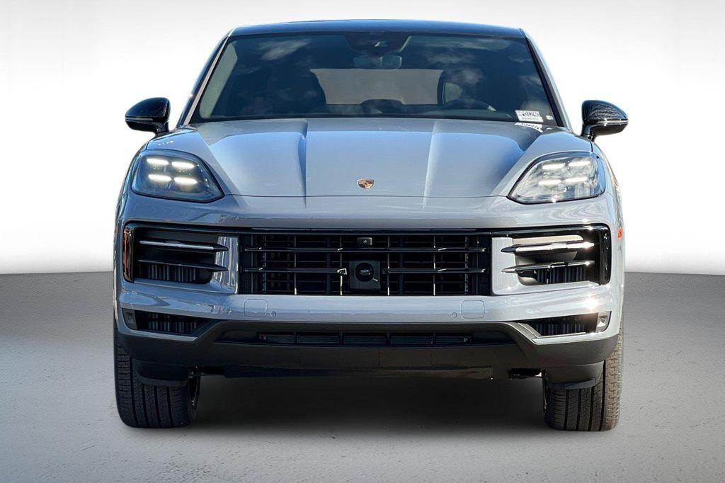 new 2025 Porsche Cayenne car, priced at $131,095