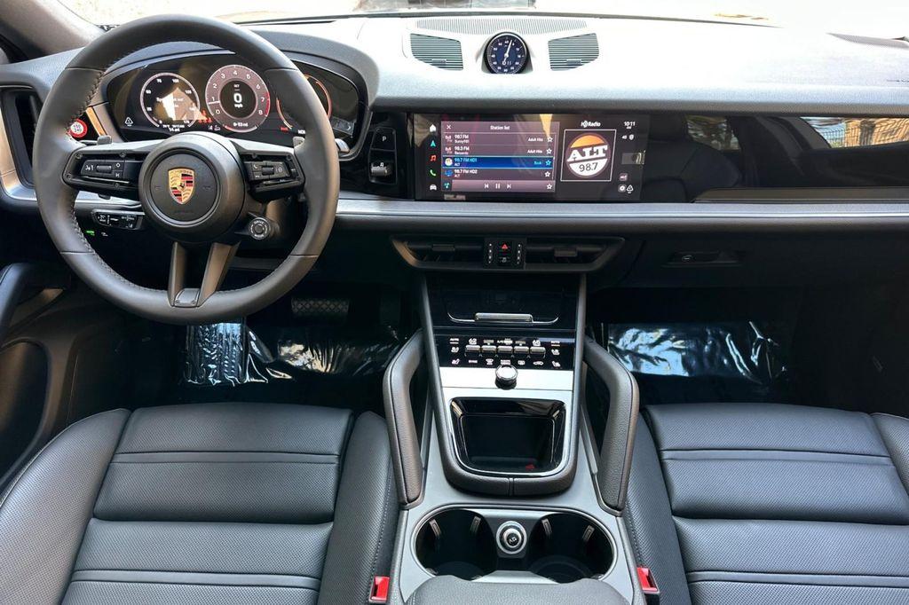 new 2025 Porsche Cayenne car, priced at $118,065