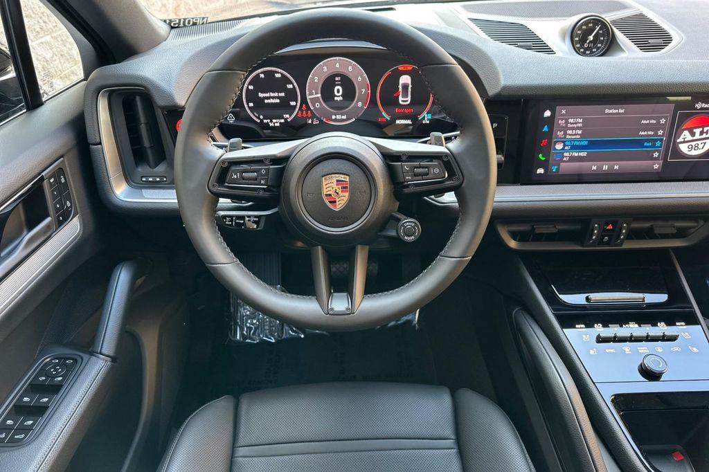 new 2025 Porsche Cayenne car, priced at $118,065