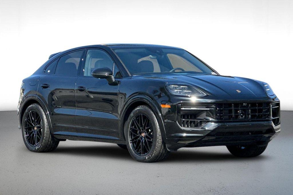 new 2025 Porsche Cayenne car, priced at $118,065