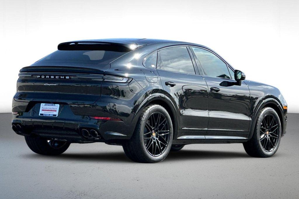 new 2025 Porsche Cayenne car, priced at $118,065