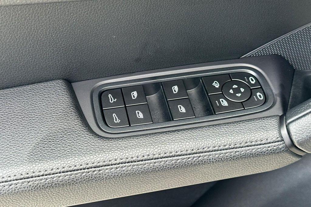 used 2025 Porsche Cayenne car, priced at $91,884