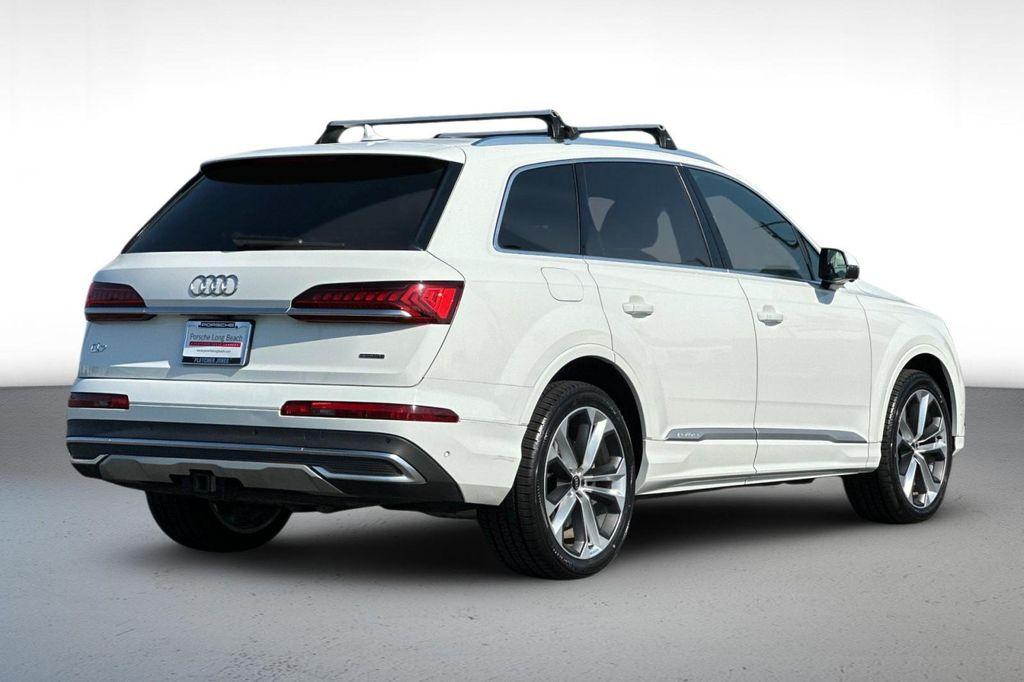 used 2021 Audi Q7 car, priced at $33,484
