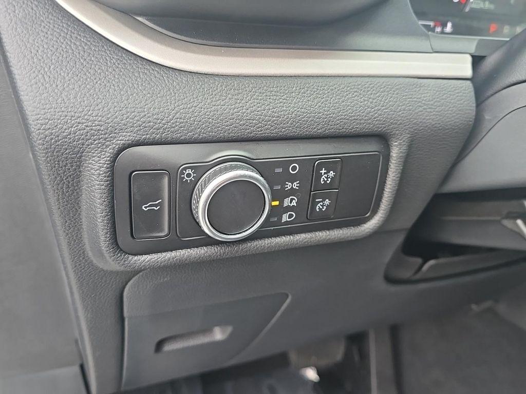 used 2023 Ford Explorer car, priced at $32,000