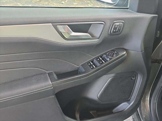 used 2023 Ford Escape PHEV car, priced at $28,000