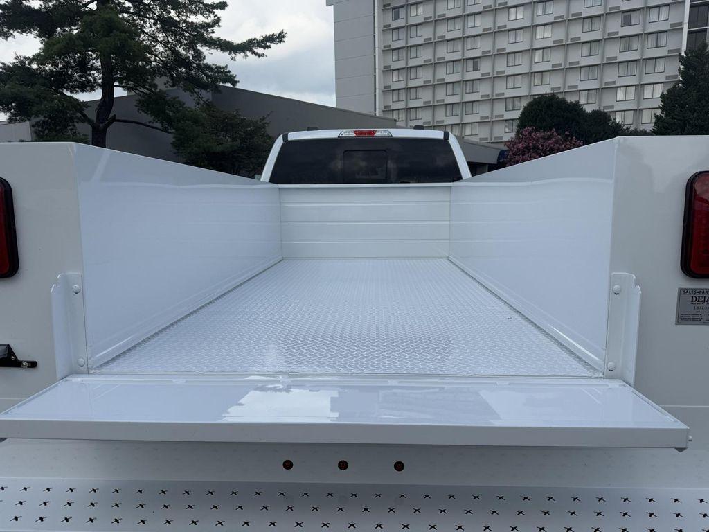 new 2025 Ford F-350 car, priced at $85,900