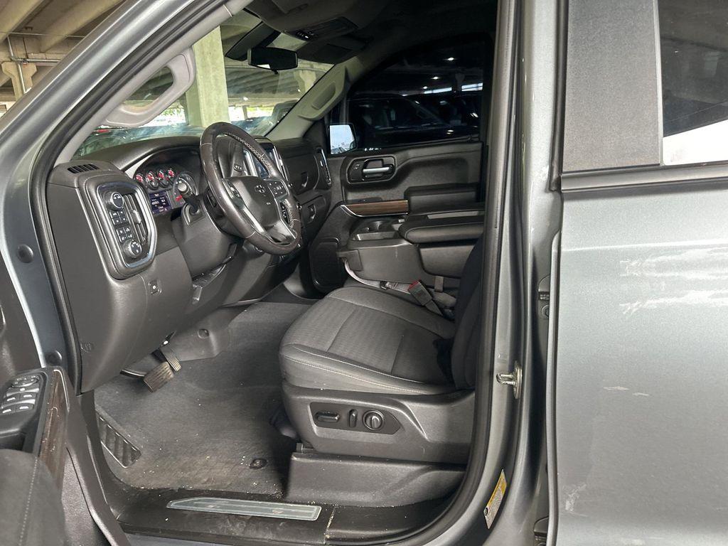 used 2021 Chevrolet Silverado 1500 car, priced at $30,000
