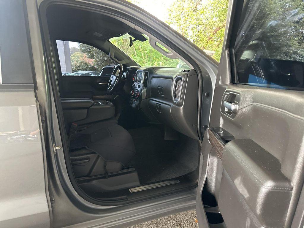 used 2021 Chevrolet Silverado 1500 car, priced at $30,000