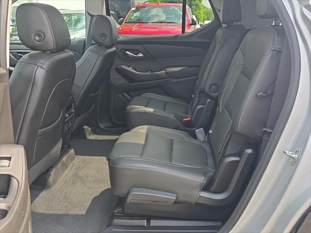 used 2020 Chevrolet Traverse car, priced at $27,400