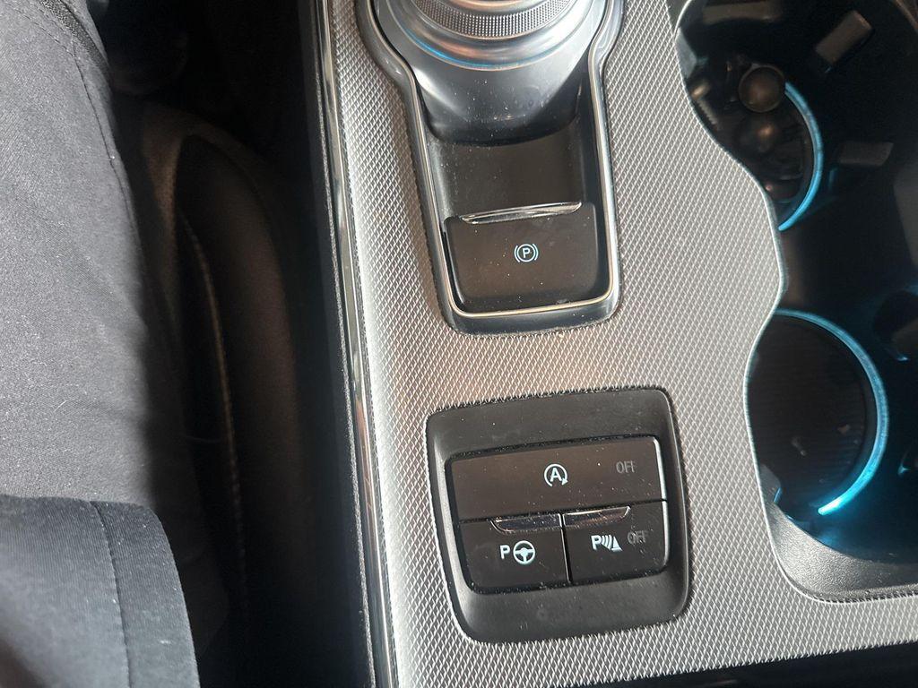 used 2021 Ford Edge car, priced at $21,500