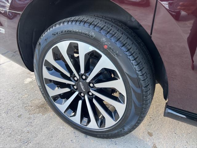 new 2024 Lincoln Navigator car, priced at $84,550