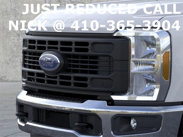new 2025 Ford F-250 car, priced at $61,900