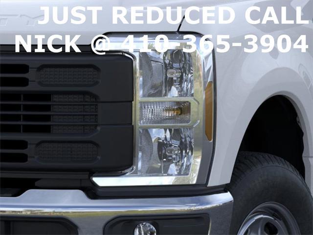 new 2025 Ford F-250 car, priced at $61,900