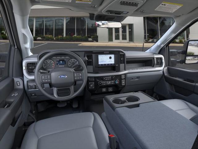 new 2025 Ford F-250 car, priced at $62,500