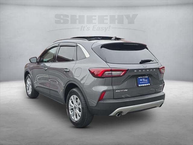 used 2024 Ford Escape car, priced at $26,000
