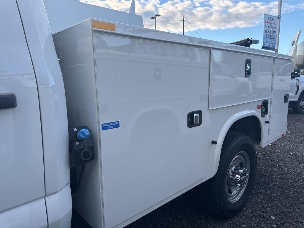 new 2025 Ford F-350 car, priced at $82,900