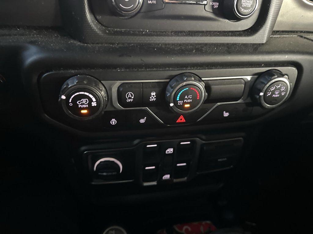 used 2020 Jeep Wrangler Unlimited car, priced at $25,995