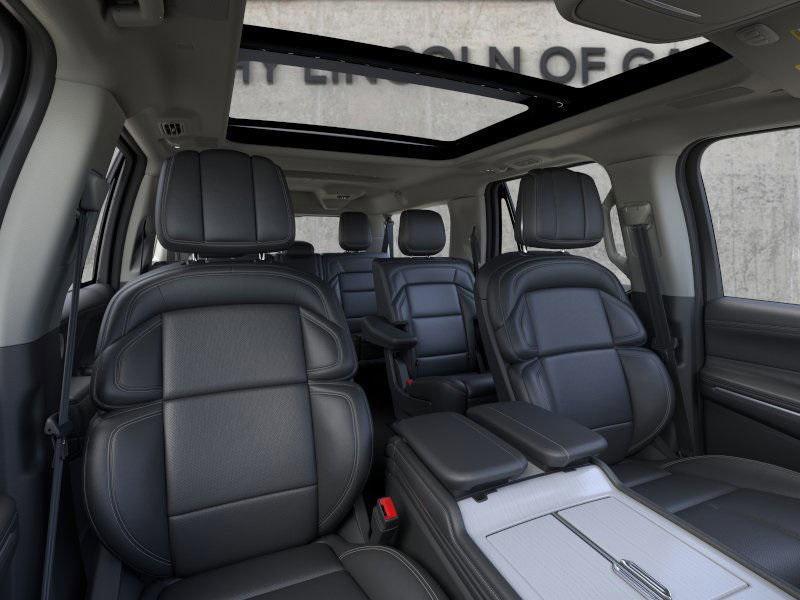 new 2025 Lincoln Navigator car, priced at $103,844